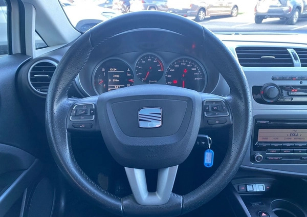 Seat Leon cena 27900 przebieg: 165706, rok produkcji 2012 z Miastko małe 254